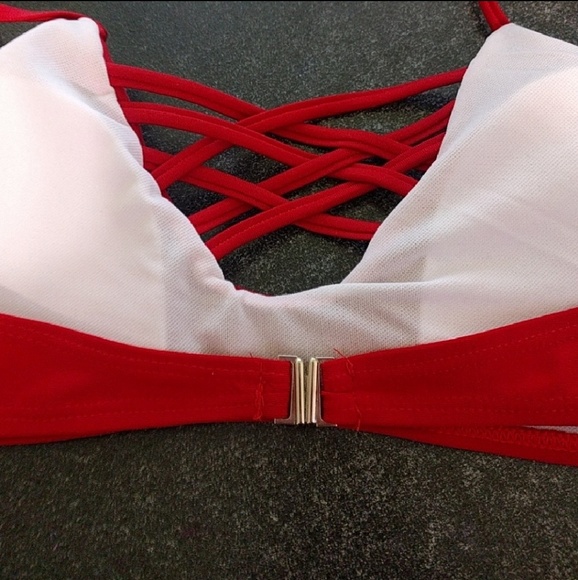 Red n Rose Bikini - Picture 5 of 5